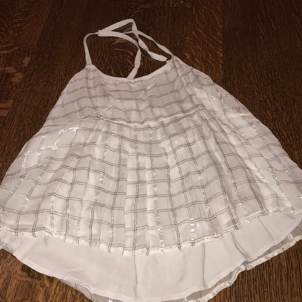 Tops - Picture 4 of 6